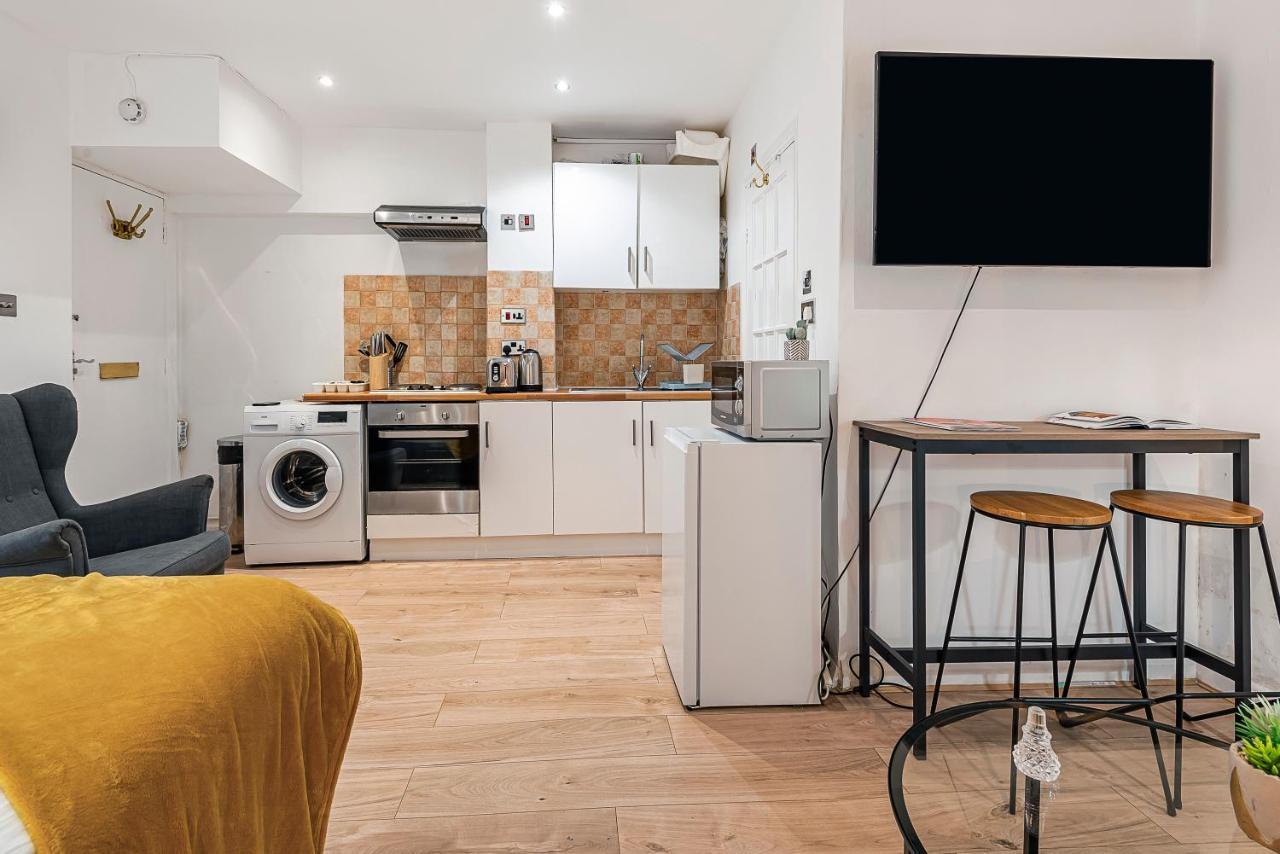 شقة Beautiful Hyde Park Studio Flat لندن المظهر الخارجي الصورة
